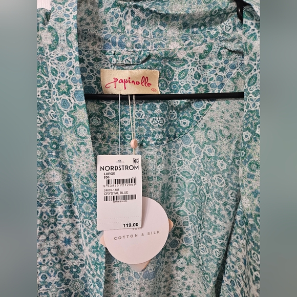 Chic Aqua Patterned Women's Robe - Picture 4 of 5